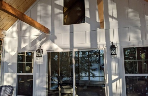 Marion Ski Chalet | WATERFRONT HOME ✨