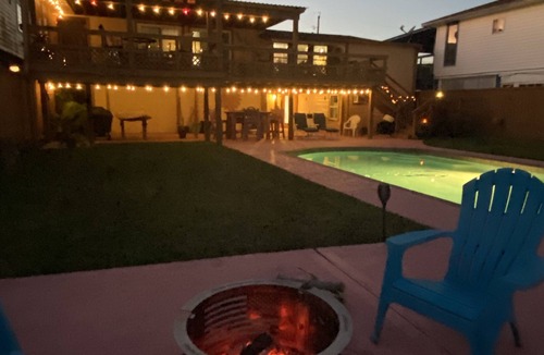 Dickinson House | Waterfront Oasis with private pool, Hot tub and 200 ft. Lighted fishing pier