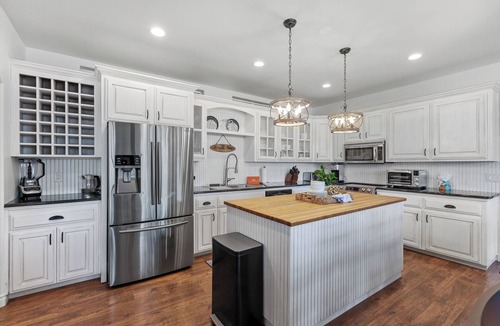 Hayden View Estates House | Waterfront Retreat | Kayaks | Beach & Elevated Lakeview Deck