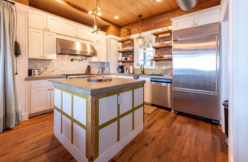 Kitty Hawk House | Waterfront Treasure - Main WIE House