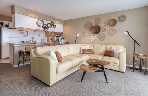 Lincoln City House | Waters Edge 304