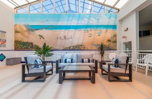 North End Hotel | Watson's Regency Suites