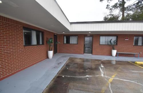 St. Marys Hotel | Welcome Inn
