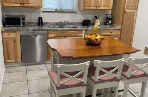 Pocatello House | Welcome Midtown Convenience