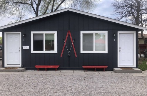 Rose Park Apartment | Welcome to Big Sky 2 - Adorable Midtown Studio