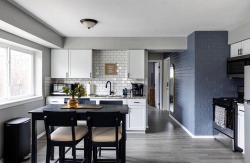 Westlake Apartment | Westlake Elegance Unit 3