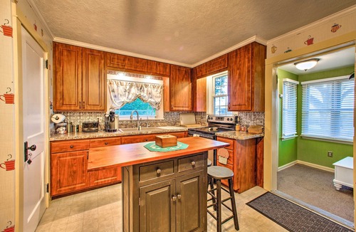 Witmer House | Whimsical Lancaster Home - 4 Mi to Sight & Sound