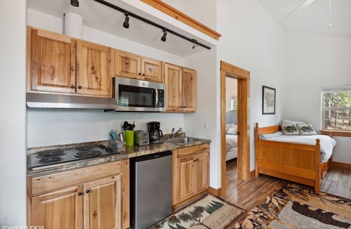 Lakeside Cabin | Whispering Pines, Flathead Lake Rental Cabins