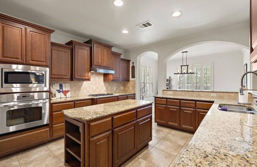 Bridges of Bear Creek House | White Eagle by Barclé