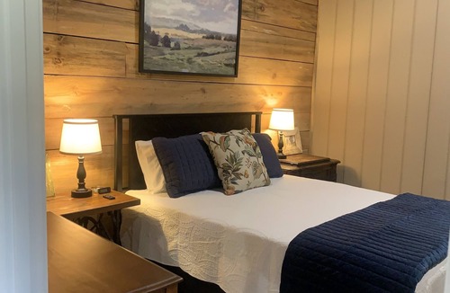 Murfreesboro House | White Oak Farm Vacation Rental