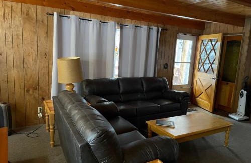 Island Park House | White Owl Retreat Yellowstone Grand Teton