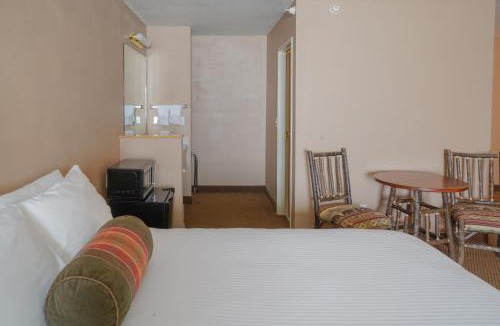 Big Sky Hotel | Whitewater Inn