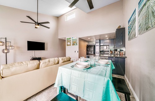South Oceanside Condo | Whitewater Village Charm - 30 Night Minimum