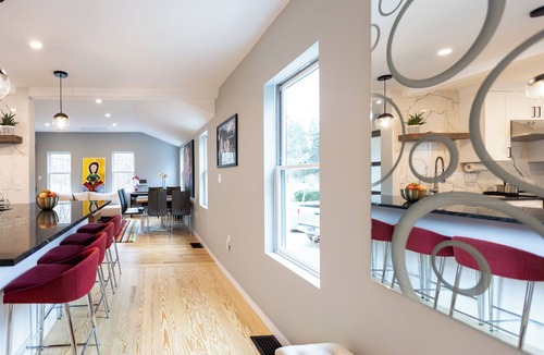 Ipswich House | Whole house rental. 12 min to amazing Crane Beach