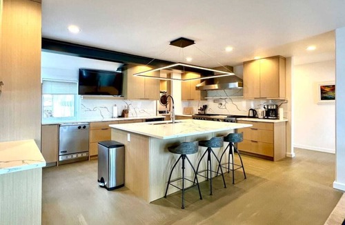 Dayton House | Wild Flower Cove Summ