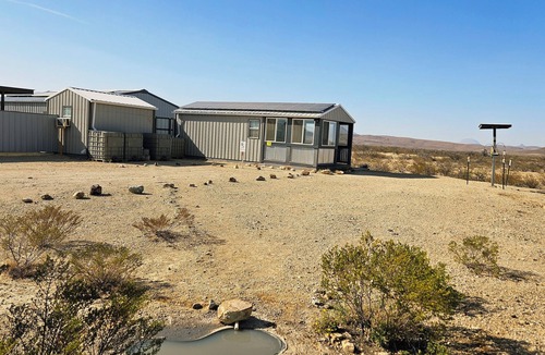 Alpine Cabin | Wildlife, BBQ, Stargazing: Black Cat Ranch Awaits!