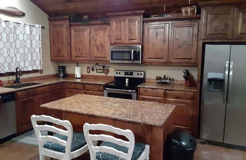 Gore House | Wind Ridge Cabin at Lake Tenkiller Sleeps 16