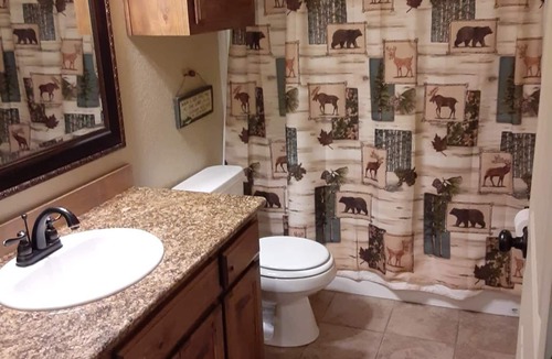Gore House | Wind Ridge Cabin at Lake Tenkiller Sleeps 16