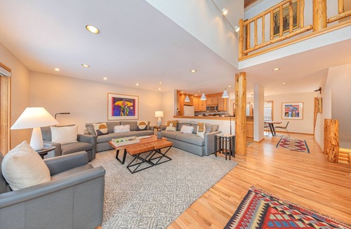 Teton Village House | Wind River 3: Teton Village-Walk to Ski/Lift Sleeps 10- Pool/Hot Tub Access