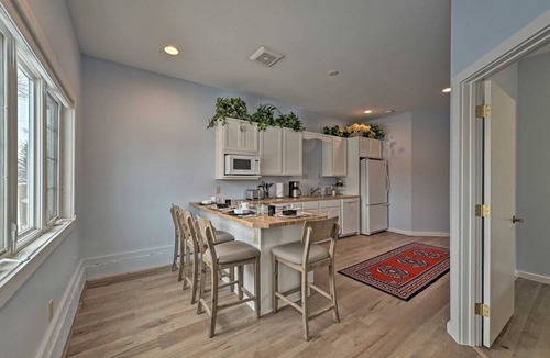 Lander Apartment | Wind River Quarters ⁓Saltwater hot tub ⁓Mtn views ⁓5 minutes to Down Town Lander