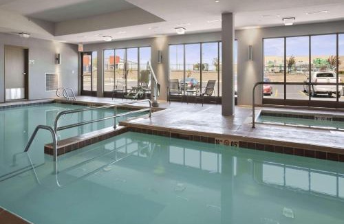 Bismarck Hotel | Wingate by Wyndham - Bismarck