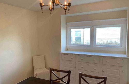 Springfield House | Wittenberg Stadium 3-bed 2-bath Residential Home