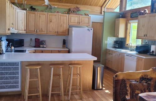 Inkom House | Wonderful cabin with 360 degree views of mountains Valley and ski hill