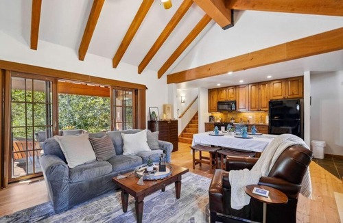 Tamarack House | Wonderful Cottage |Ski In/Out | Private Hot Tub