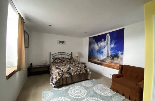 Pray House | Wonderful Montana experience with great views and horses! Yellowstone 25mi
