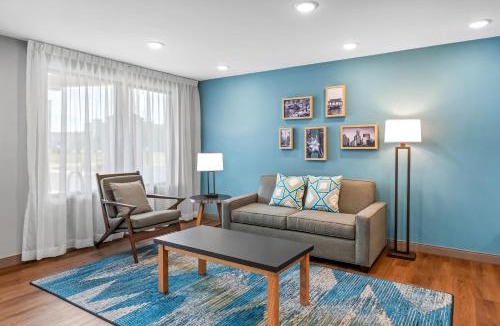 Paw Creek Hotel | WoodSpring Suites Charlotte Northlake