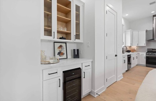 Spring Branch Central House | World Cup 4-Story Villa | Rooftop Terrace | Gated