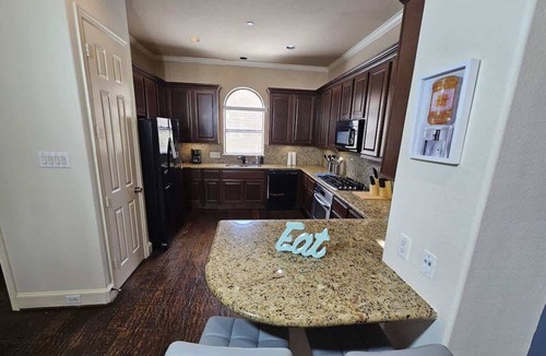 Woodlake - Briar Meadow House | World Cup Mega Stay for Groups| Galleria | Jacuzzi