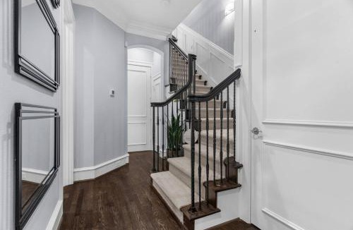 Uptown House | World Cup Stay | 19.5 miles to AT&T Stadium