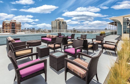 Park West House | WorldMark Inn at the Park - Studio King