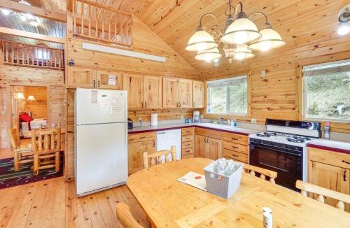 Deadwood House | Wraparound Deck and Grill Deadwood Cabin
