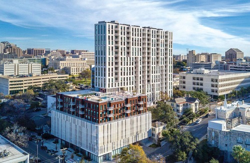 Civic District Condo | Wyndham Austin - 1 Bedroom Deluxe