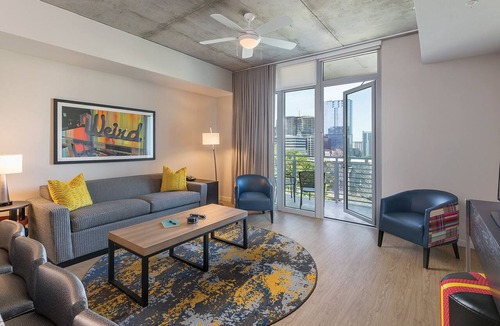 Civic District Condo | Wyndham Austin - 1 Bedroom Deluxe
