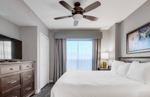 Lake Buena Vista Resort | Wyndham Bonnet Creek -Lazy River, Mini Golf, Pools– Steps from Disney Magic-2 Bd