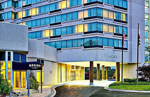 Beltsville Hotel | Wyndham College Park North / Washington DC Area