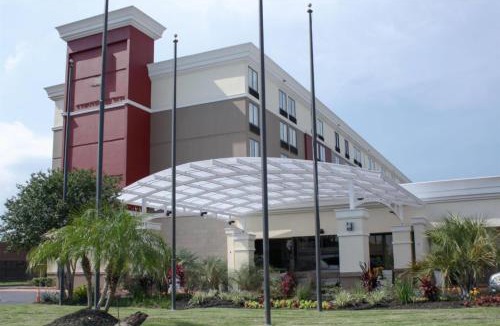 Clodine Hotel | Wyndham Houston Sugarland