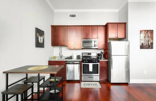Olde Kensington Apartment | Xl Studio - Chic Flat W Rooftop Pool & Gym