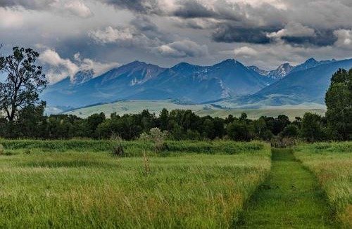 Livingston House | Yellowstone Crest Lodge