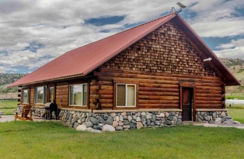 Livingston House | Yellowstone Crest Lodge