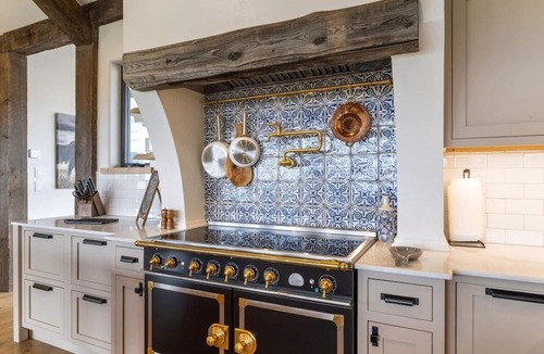 Livingston House | Yellowstone Paradise Valley Home