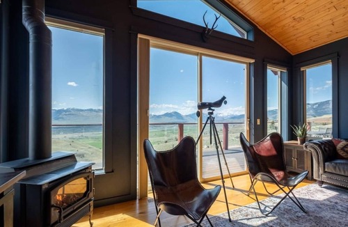 Emigrant House | Yellowstone Sky House