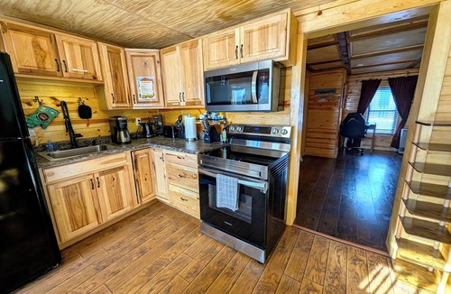 Gardiner House | Yellowstone Treasure Guesthouses on the River