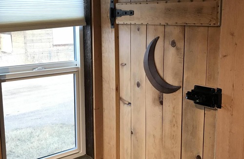 Philipsburg Cabin | You Will Love This Beautiful Cabin That Is Walking Distance To Downtown Pburg