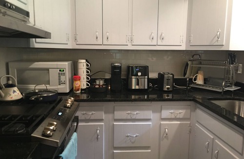 Ross Township House | Your Comfy Home in Pittsburgh with King beds and free parking