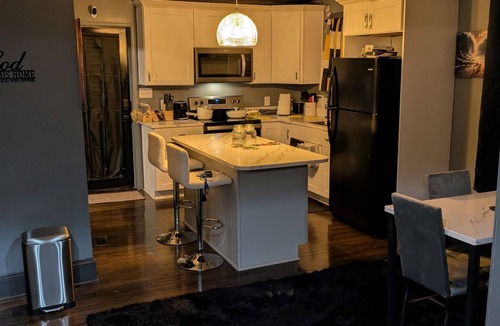McGuire House | Your Private 2-Bedroom House Sanctuary