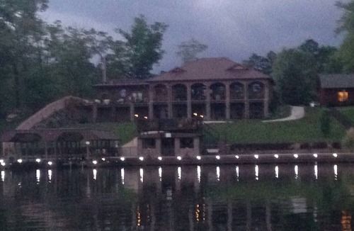 Mid America House | Your PRIVATE Hot Springs Lake Hamilton Vacation Paradise